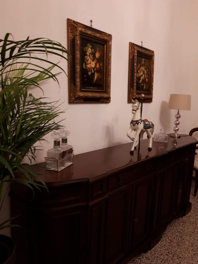 Ferienwohnung La Casa Sotto Il Castello Bracciano  Exterior foto